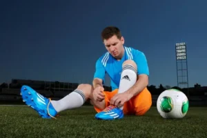 Kỹ Thuật Đá Bóng Bằng Lòng Bàn Chân: Bí Quyết Của Những Vận Động Viên Chuyên Nghiệp