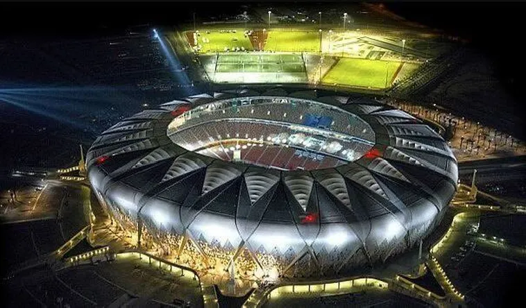 Tin Tức Bóng Đá Mới Nhất: Cập Nhật Trực Tiếp và Nhận Định Chuyên Sâu